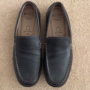 ECCO Classic Black Moccasin Loafers Size 10-10.5